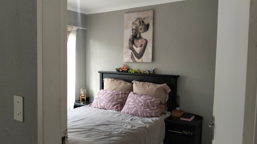 2 Bedroom Property for Sale in Safari Gardens North West